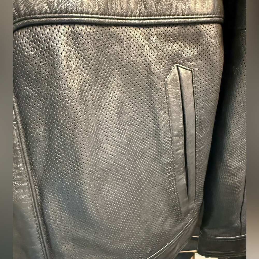 NWT Marc New York Men's XXL Black Perforated Leather Moto Jacket - Picture 2 of 5